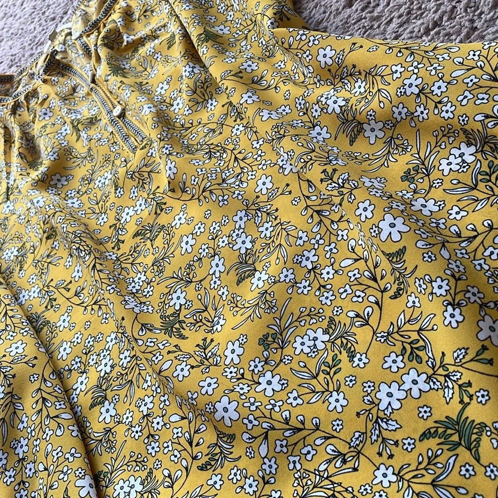 NWOT MAX Studio Too Blouse SMALL - Picture 2 of 6